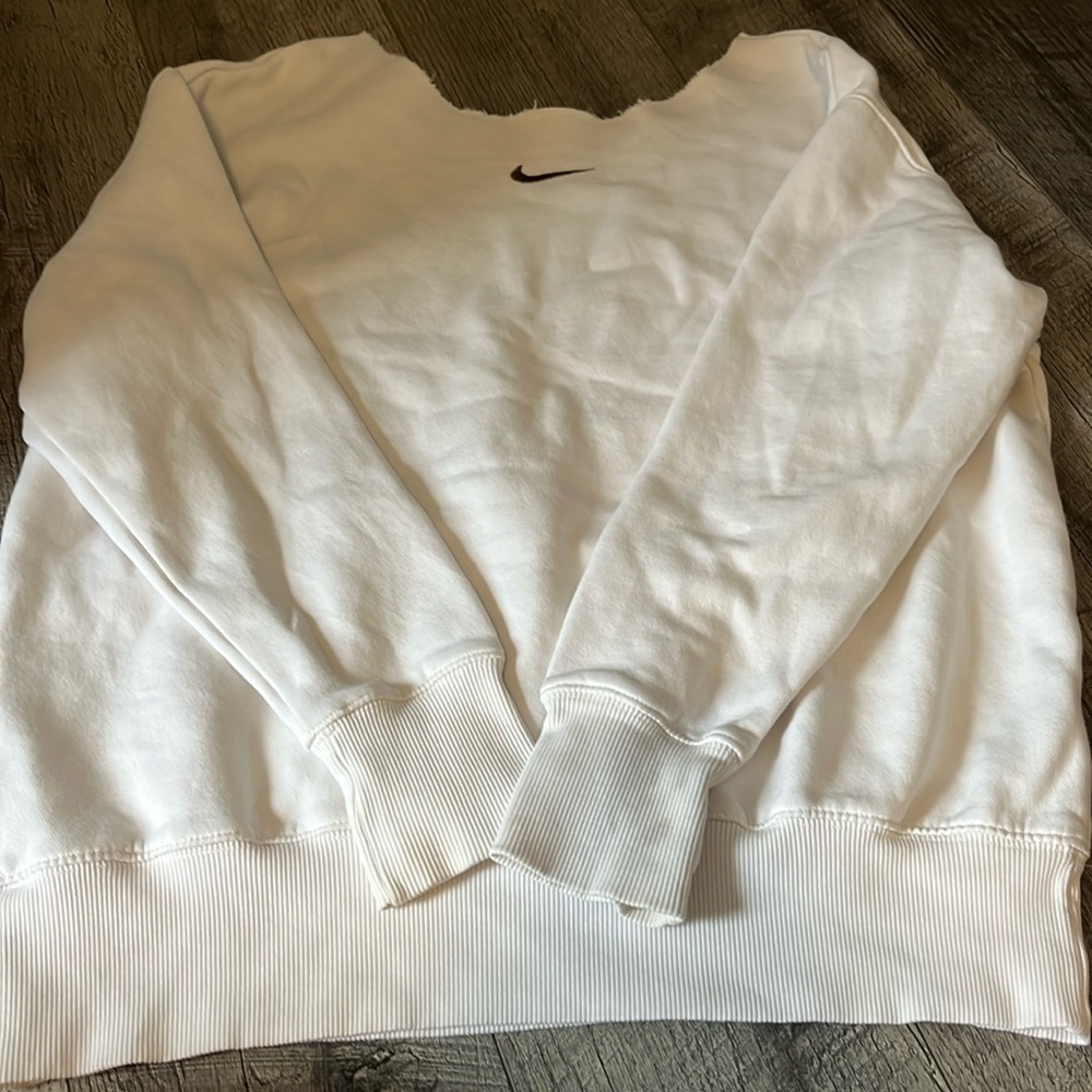 Size S Nike Crew Neck